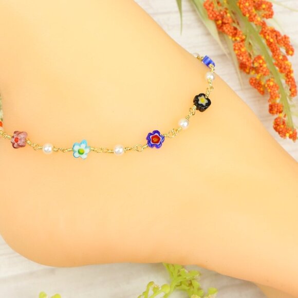 "Handmade Anklet – Elegant & Delicate Jewelry for Women | UNVRC1337 - Picture 3 of 10